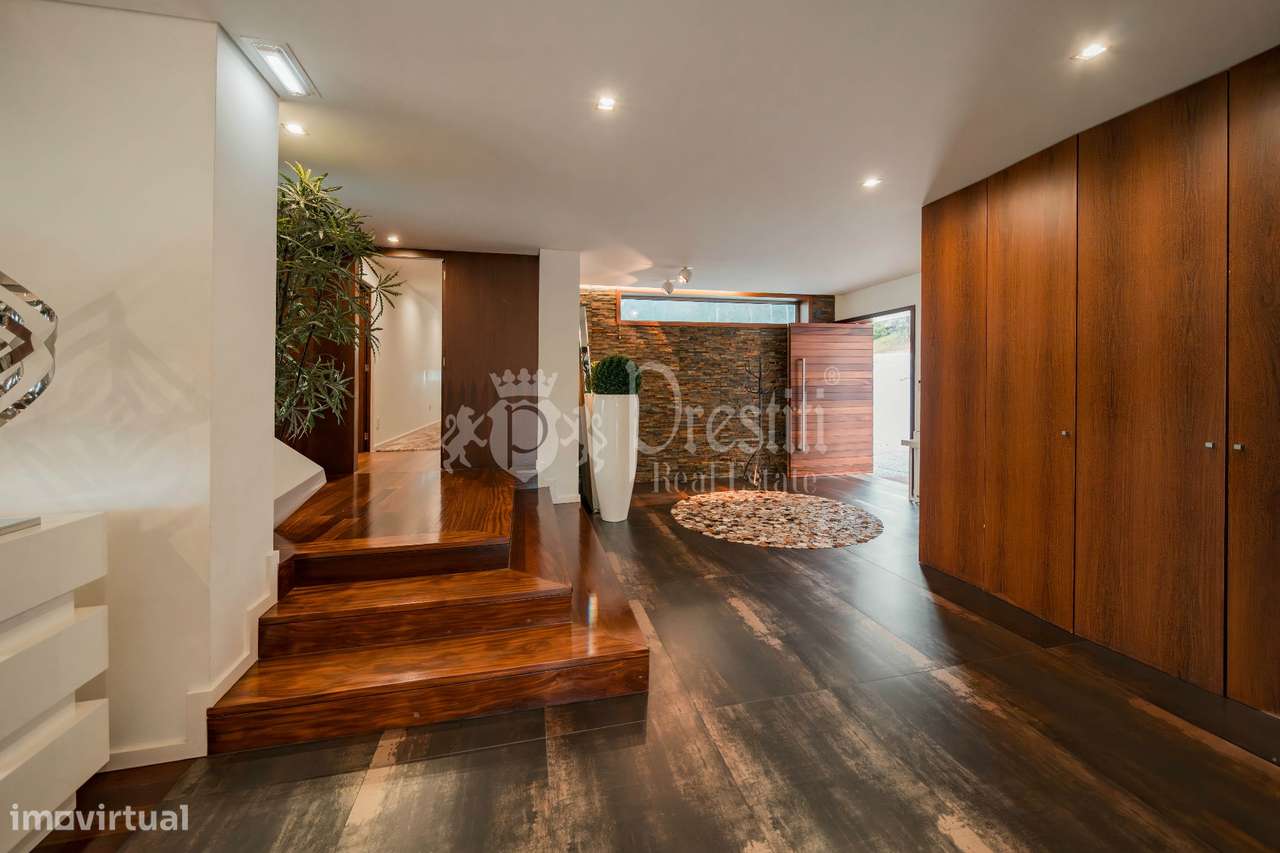 Moradia T4 com Vistas Deslumbrantes em Guimarães-27