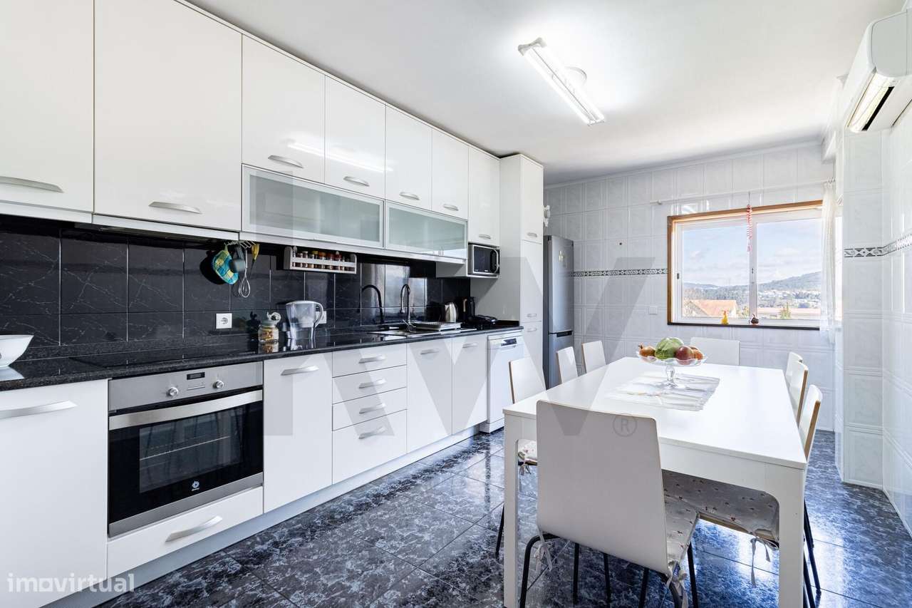 Apartamento T3 | 3 Frentes | Vistas desafogadas – São João da Madeira! - Grande imagem: 4/29