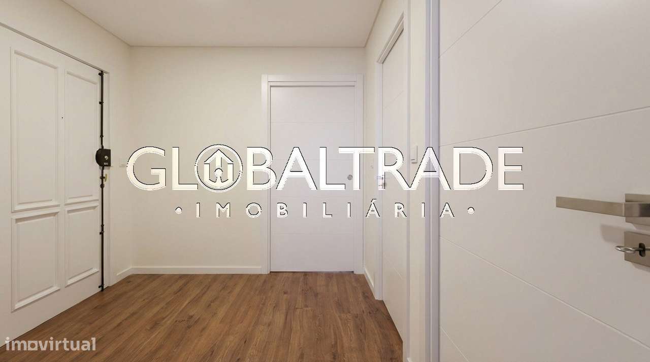 Apartamento T2 Renovado & Equipado em Matosinhos-32