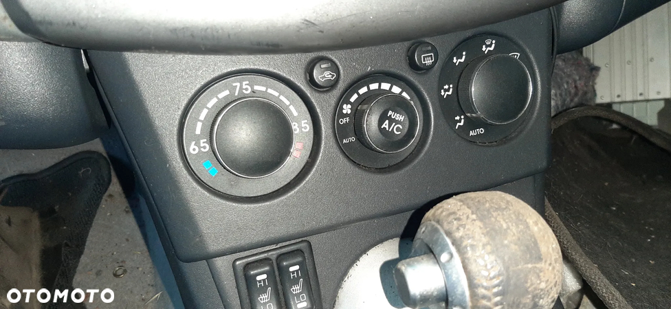 Panel ogrzewania, klimatyzacji Mitsubishi Pajero I/II/III/IV Sport Outlander Pinin Eclipse - 1