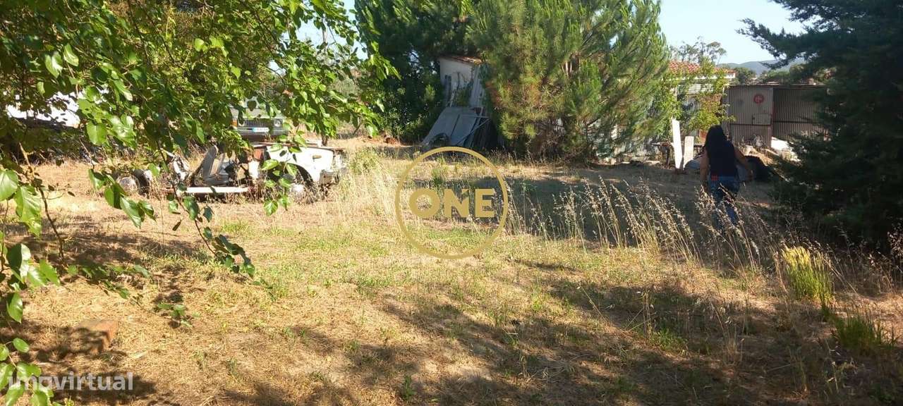 Quinta com 2.048 m2 para recuperação total em Santa Margarida da Couta-5