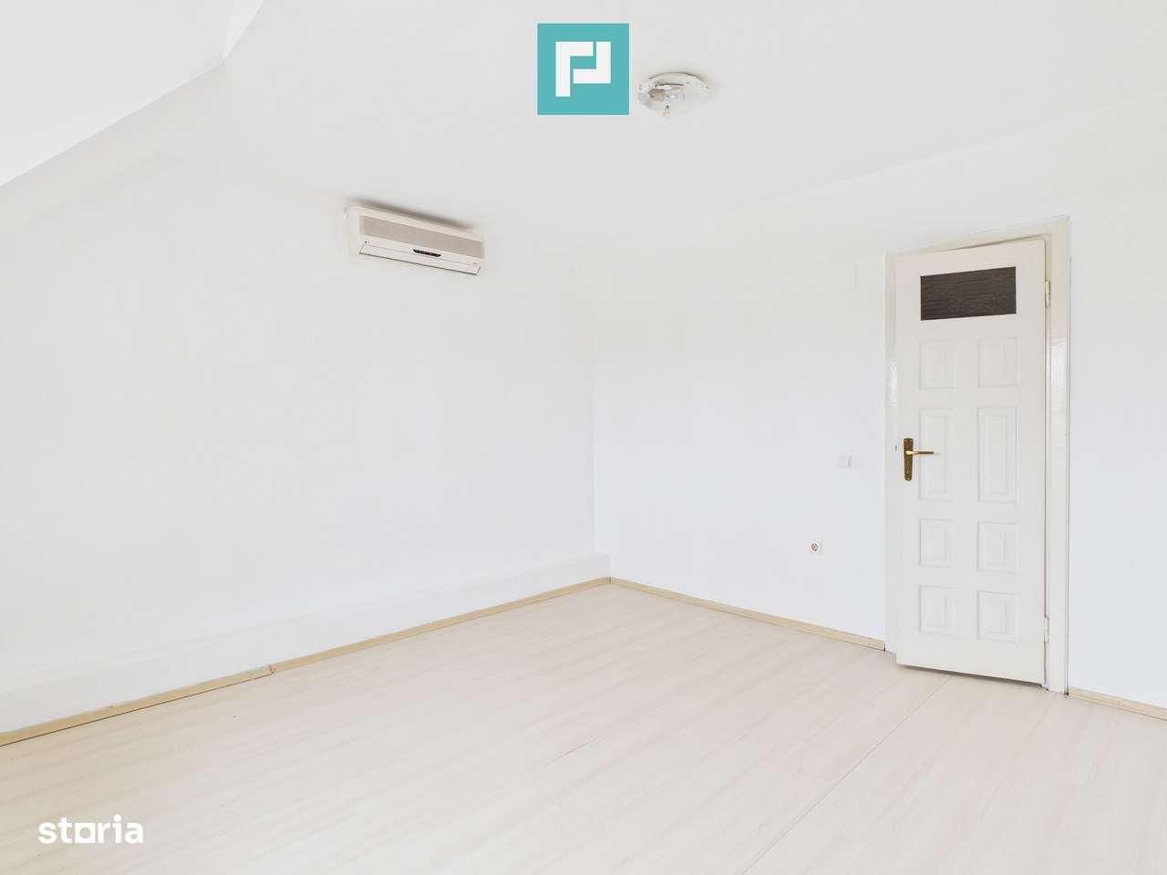 Vilă cu 5 camere pentru investiții în Dumbrăvița - Imagine principală: 5/20