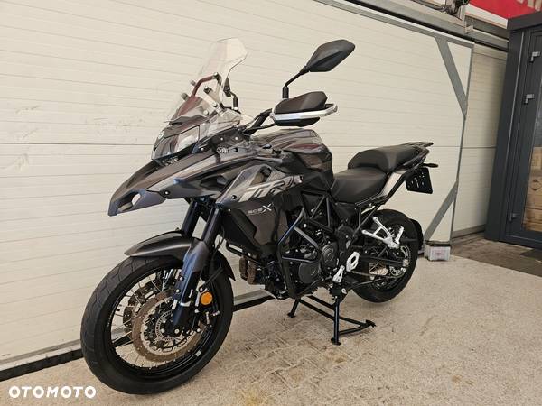 Benelli TRK 502 - 6