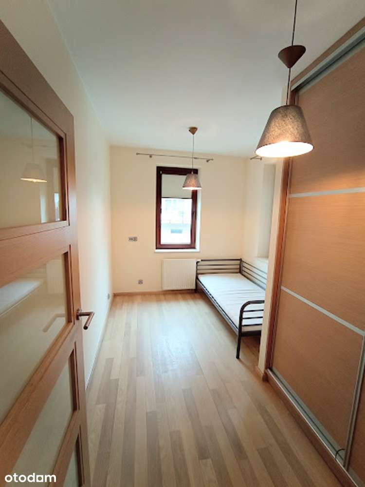 4-pokojowe mieszkanie z 2 balkonami – ul. Zwycięska*parking-9