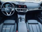 BMW Seria 3 330i - 13