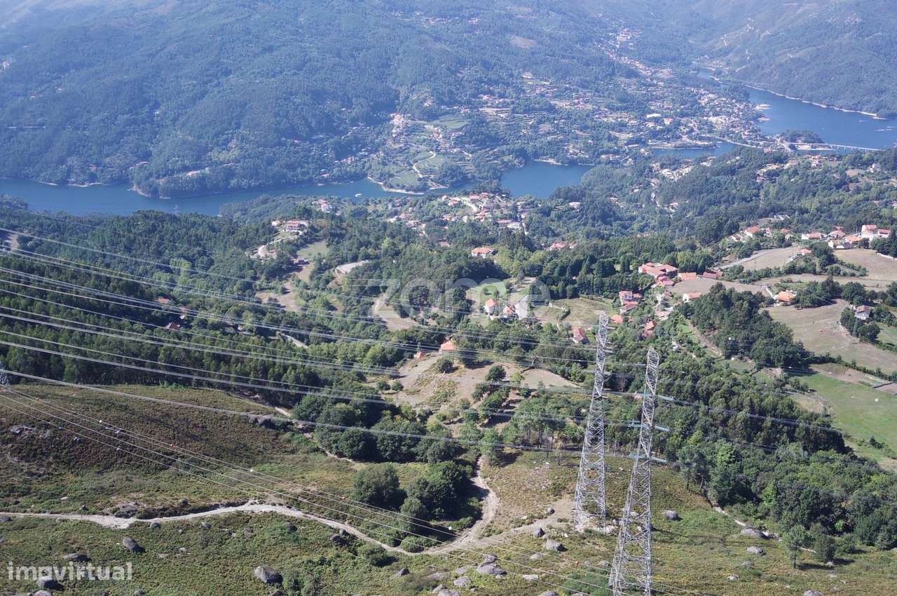Terreno Rústico (vistas Rio) em Rechã Vieira do Minho - Grande imagem: 4/19