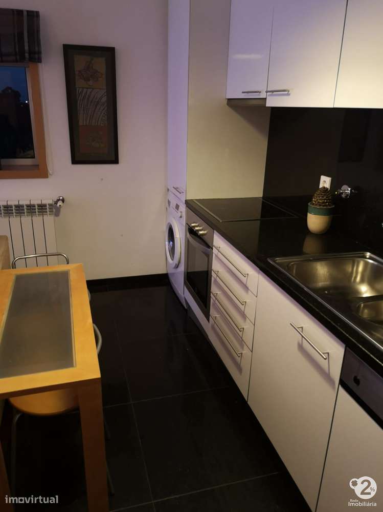 Apartamento T1 na Senhora da Hora (junto à estação de metro)-9