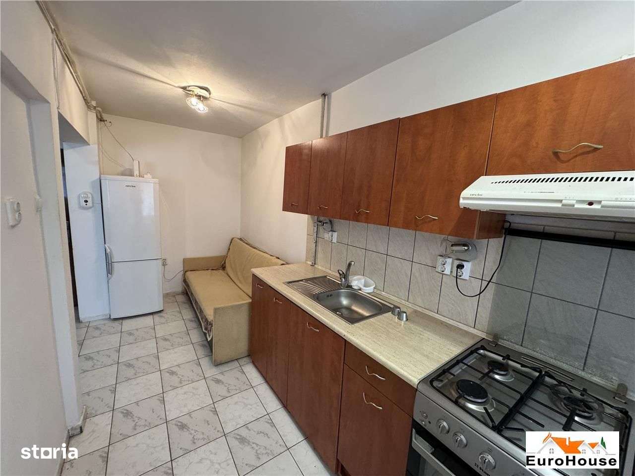 Garsoniera de vanzare in Alba Iulia - Imagine principală: 5/10