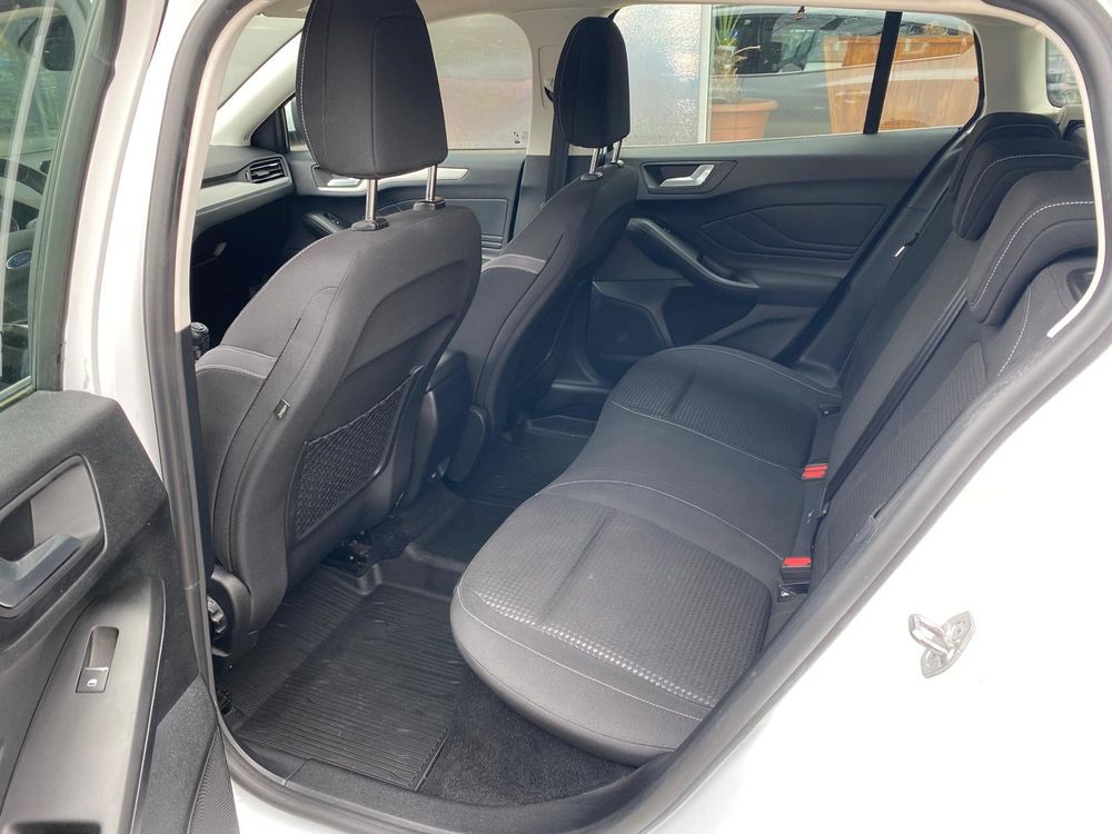 Ford Focus - foto 22