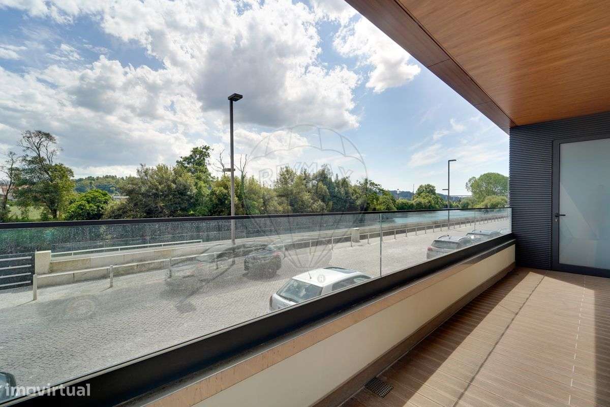 Apartamento T3 | Centro Águeda | Terraço | 283m2-13