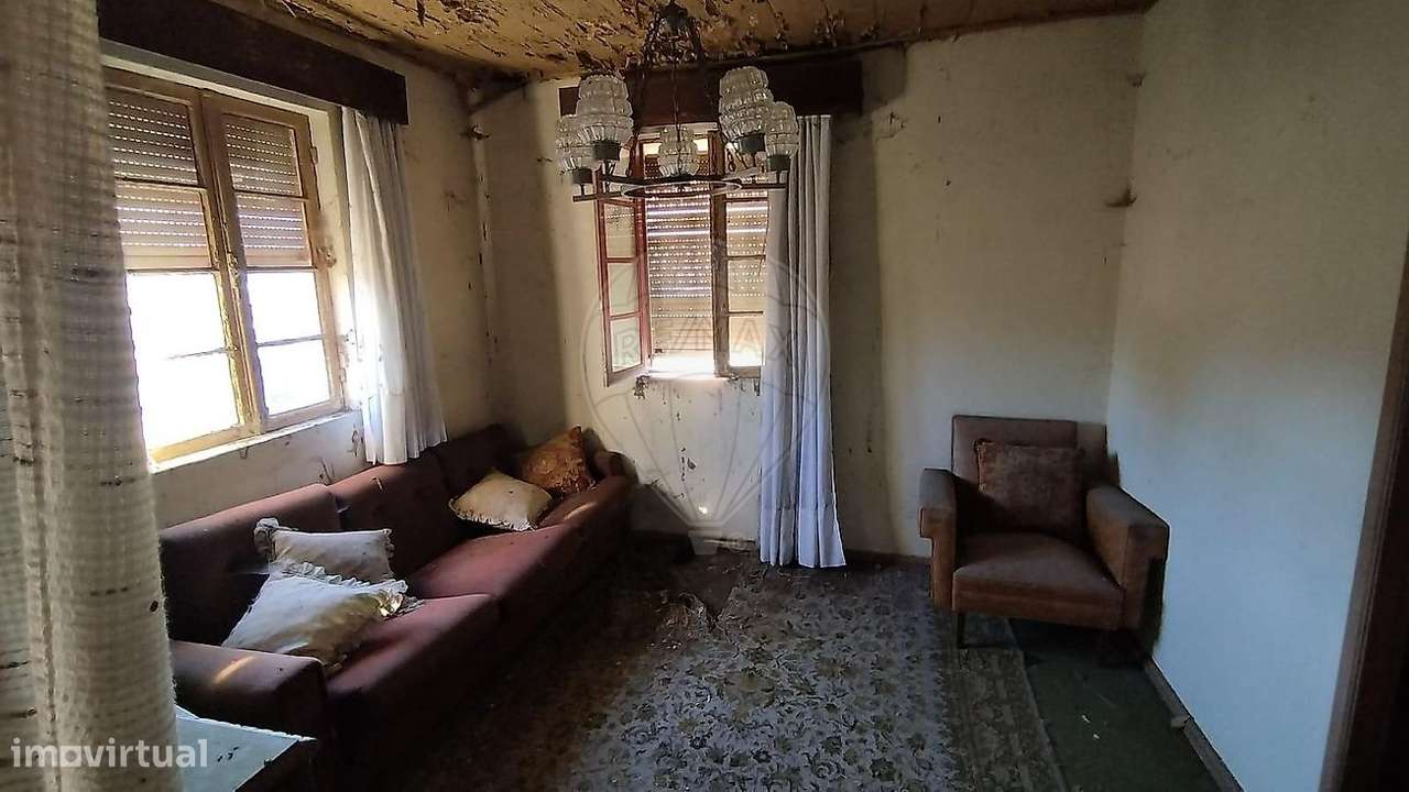 Moradia T2 para venda-10