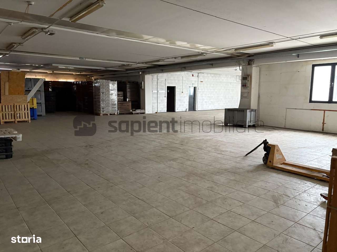 Sapient | Hală situata în com. Borș - Imagine principală: 5/5