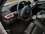 BMW Seria 7 740i - 22