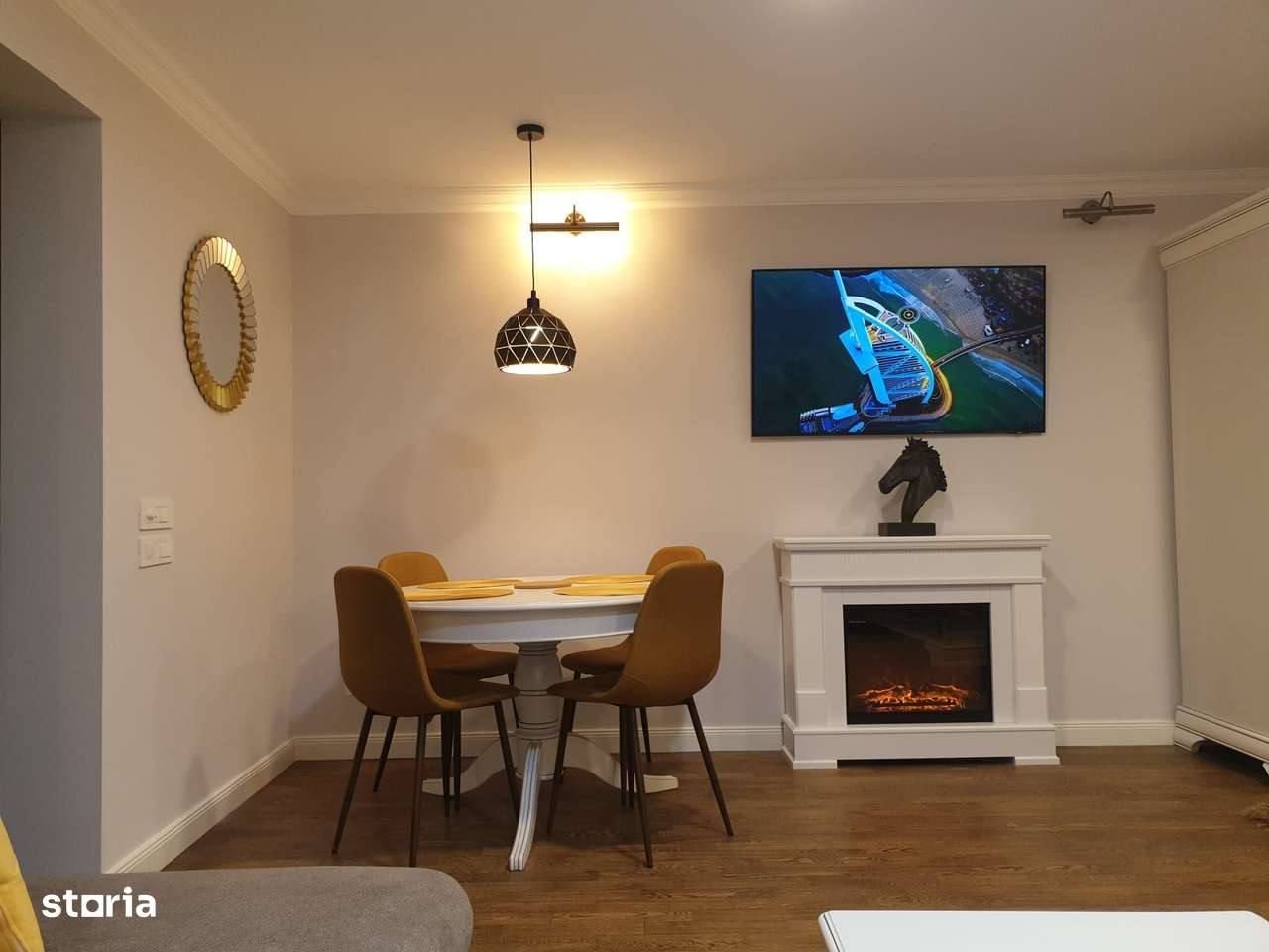 Garsoniera superfinisata si mobilata lux - langa str. Sforii - Imagine principală: 2/20