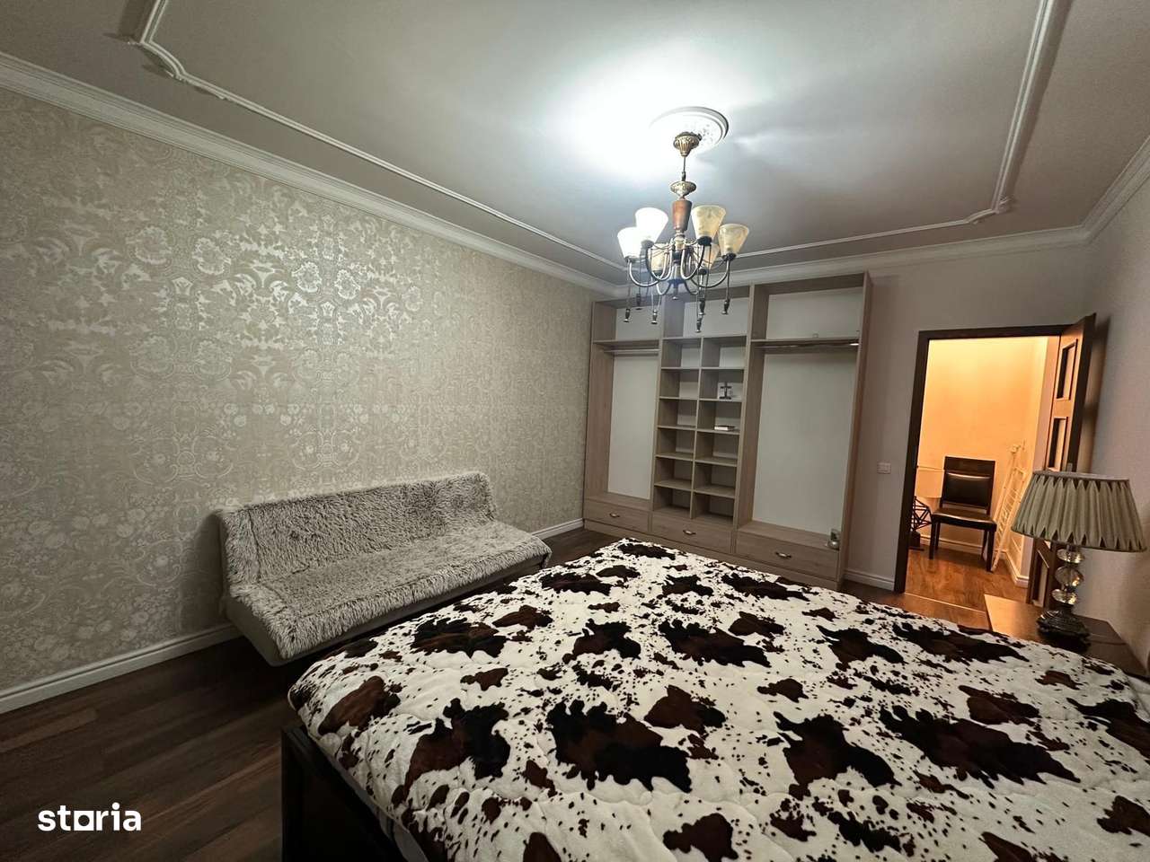 De vanzare apartament 2 camere - Mihai Bravu-4