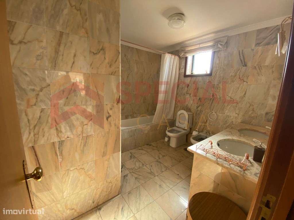 Apartamento T2 Mobiliado Pronto a Habitar-27