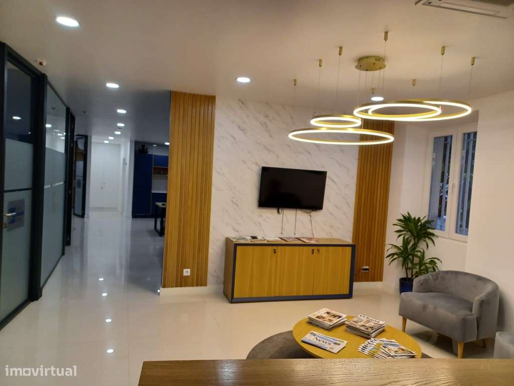 Arrendamento Comercial 140 m² - Arcadas do Parque, Estoril - Grande imagem: 4/10