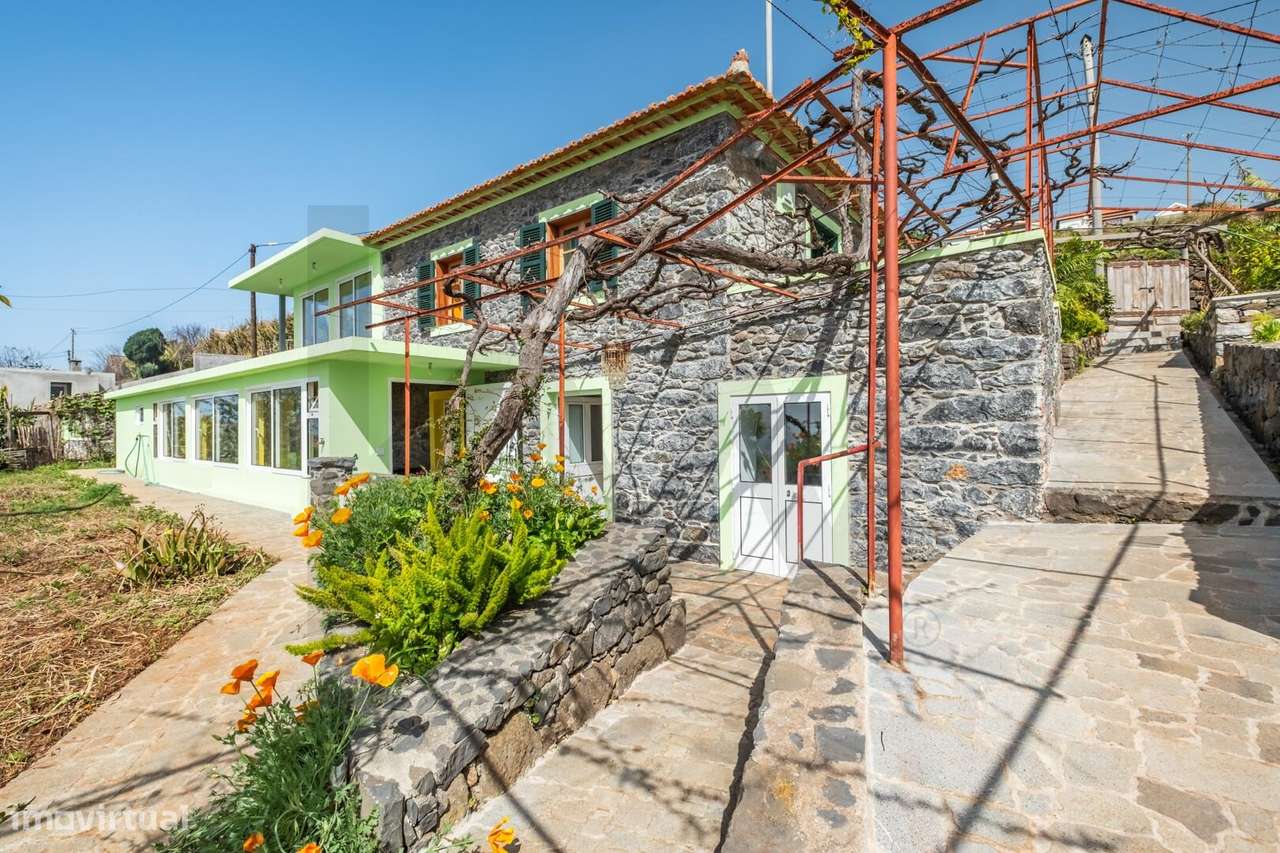 Moradia Tradicional T2, Vista Mar, 1.140 m2 de Terreno e Painéis Solar - Grande imagem: 5/31