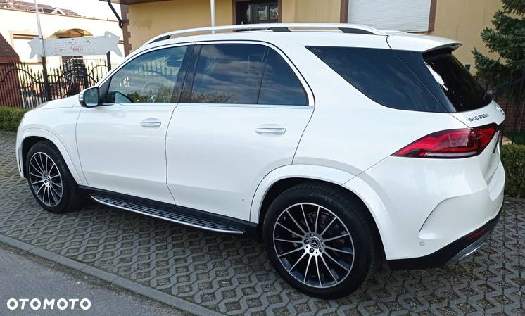 Mercedes-Benz GLE 300 d 4-Matic - 22