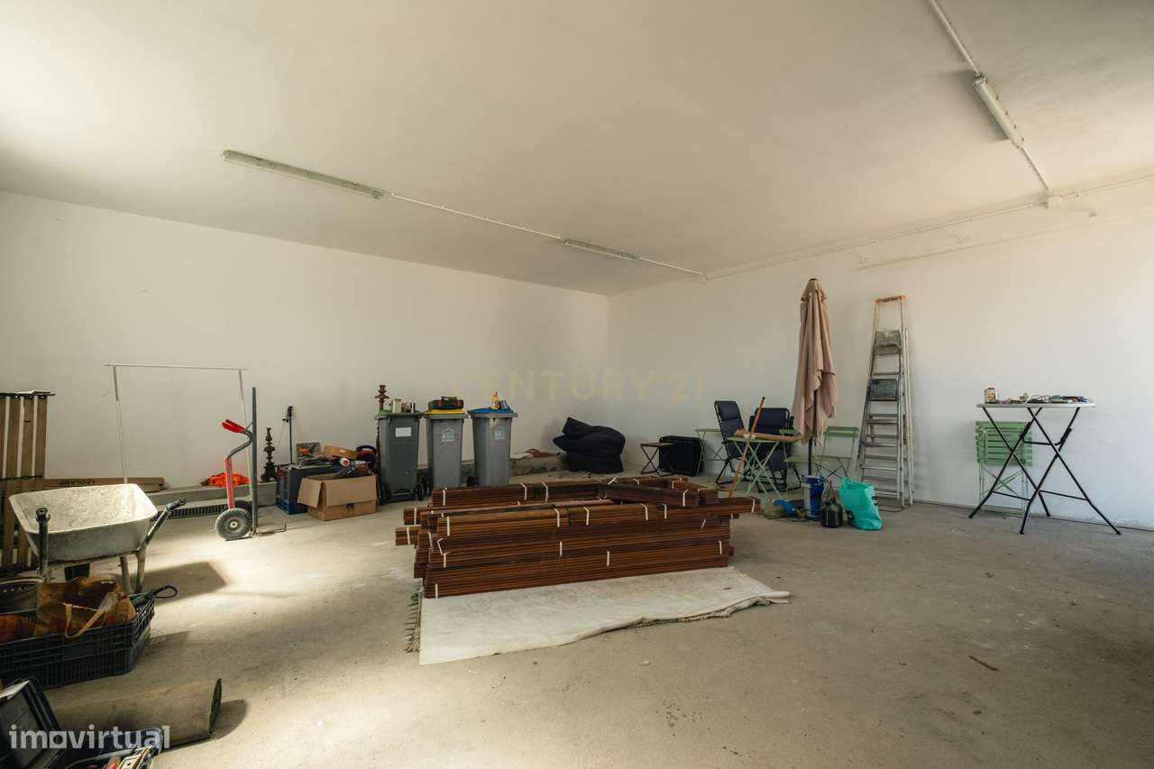 MORADIA T3 A 800M DA PRAIA DE SALGUEIROS | CANIDELO-57