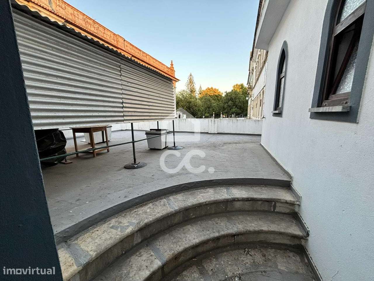 Moradia com 4 quartos no centro da cidade com garagem-9