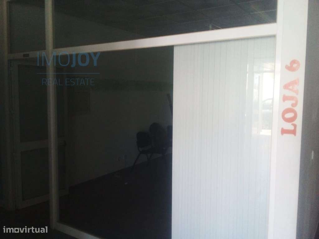 Loja com 16m2 para Venda no Samouco - Grande imagem: 4/12