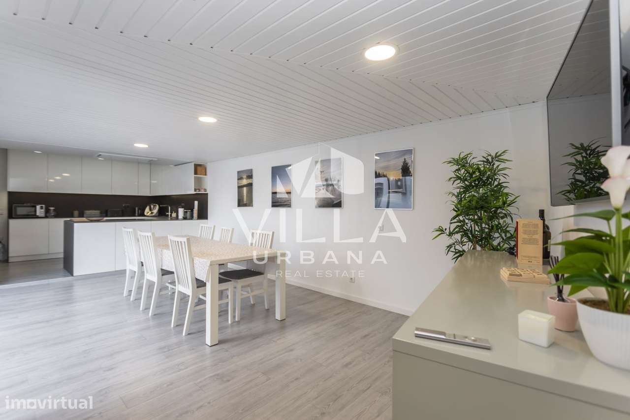 Moradia T3 com Excelentes Áreas, Garagem e Espaço Exterior em Alcabi-35