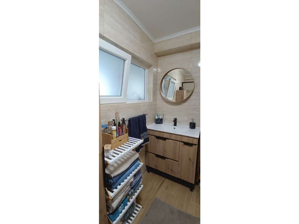 Apartamento T2 Costa Caparica - Totalmente Renovado-16