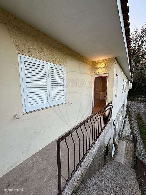 Moradia T9 para venda - Grande imagem: 2/16