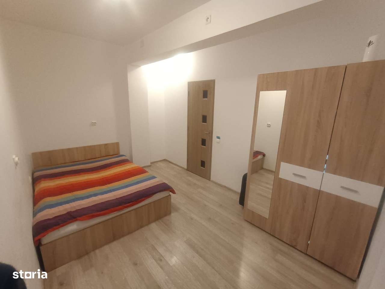Apartament 3 camere mobilat, spațios, bloc Y ,zona Piata Rahova-5