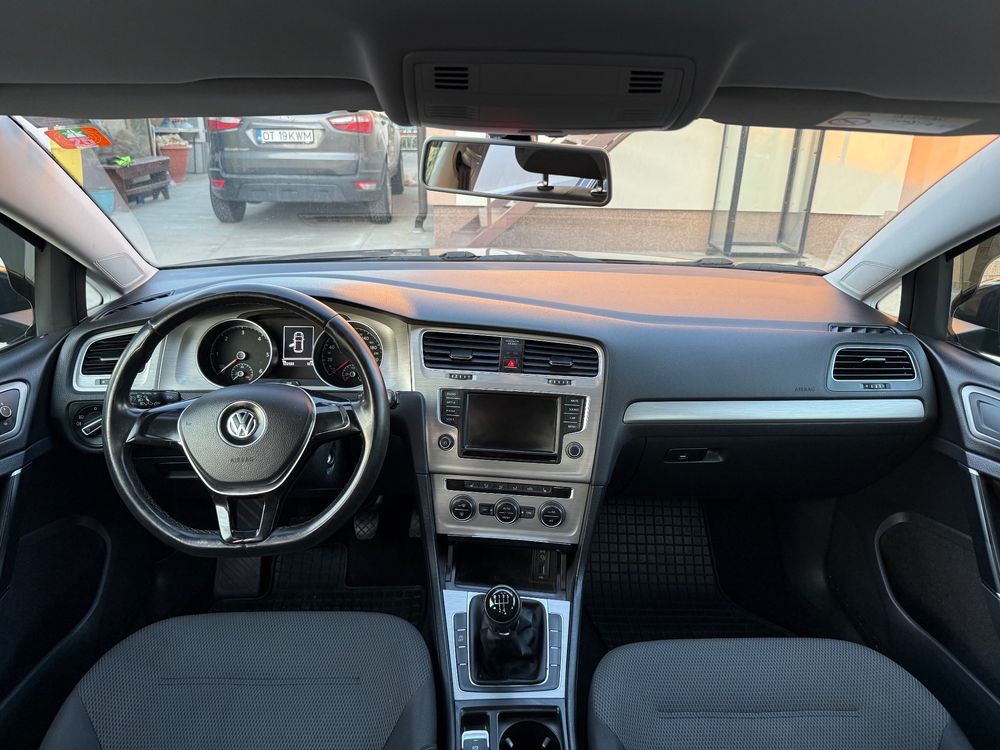 Volkswagen Golf VII [2012 - 2020] 1.6 TDI BlueMotion Comfortline 2016