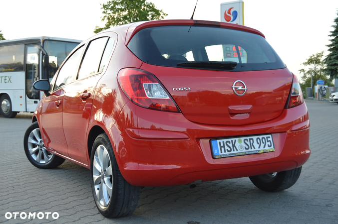 Opel Corsa 1.4 16V Active - 20