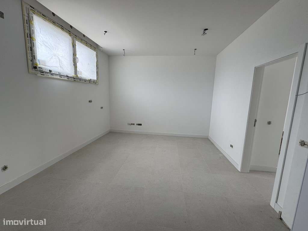 Excelente apartamento na zona Histórica da Nazaré.-11