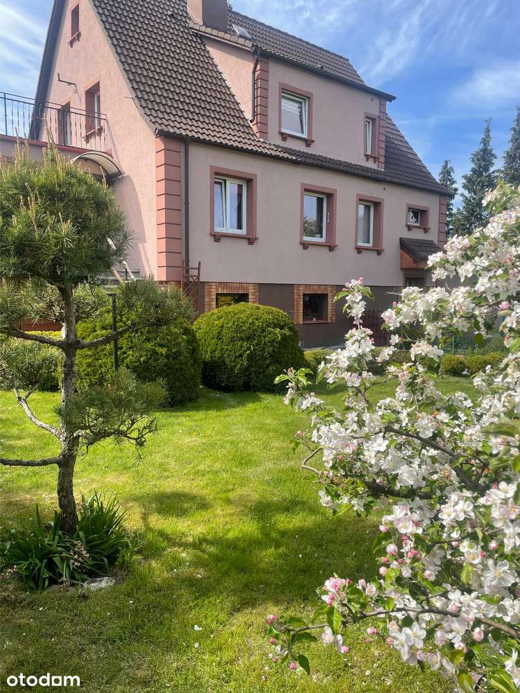 Parter domu z ogrodem 291m2/Garaż/ Blisko jeziora /Centrum Szczecinka