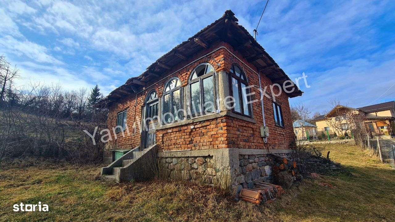 Casă bătrânească + teren de vânzare în comuna Cicănești, Județ Argeș. - Imagine principală: 5/20