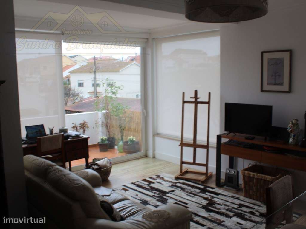 Apartamento T2 com garagem a 10min da praia-28