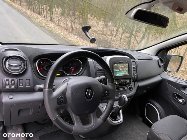 Renault Trafic SpaceClass 2.0 dCi EDC - 12