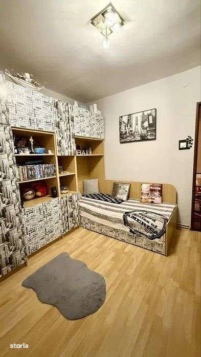 Dambu Pietros - Vanzare apartament 3 camere - Str. Koos Ferencz-3