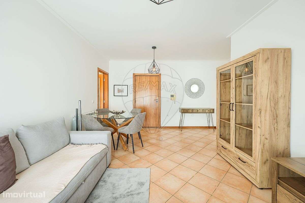 Apartamento T1 para arrendamento - Grande imagem: 2/23