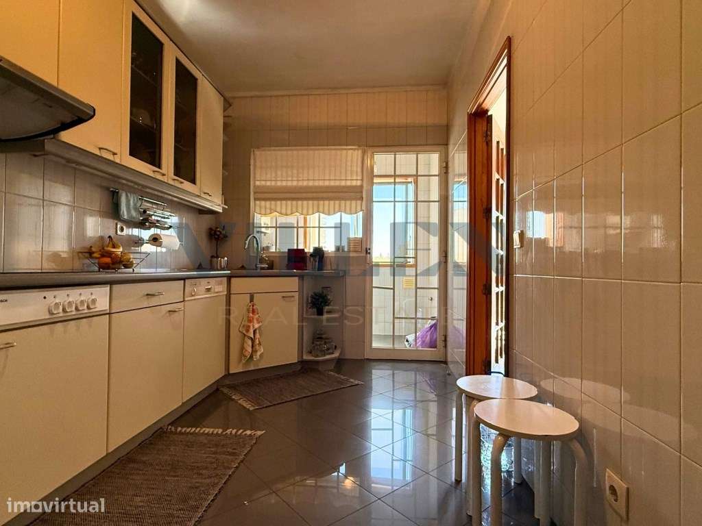 Apartamento T3 no Centro da Trofa com Garagem-2