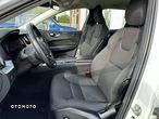 Volvo XC 60 - 21