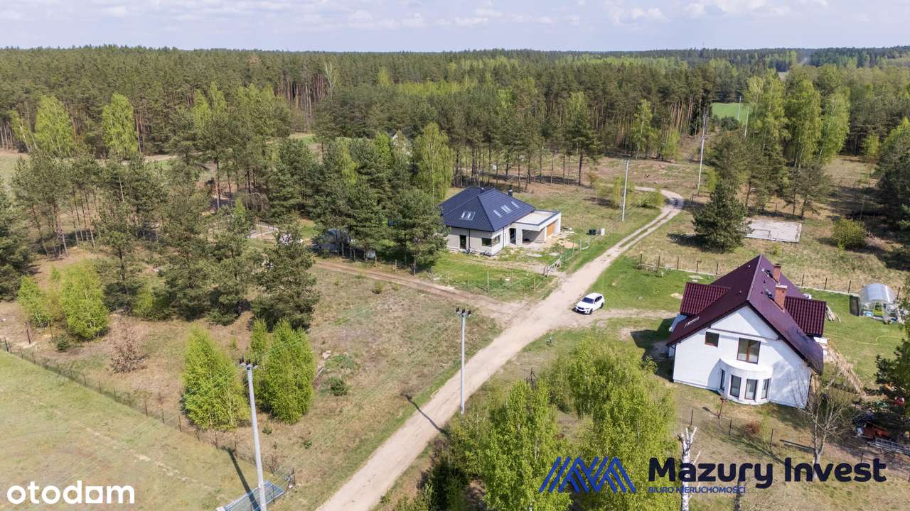 Działka budowlana w Płozach w spokojnej okolicy - Pełny obrazek: 1/12