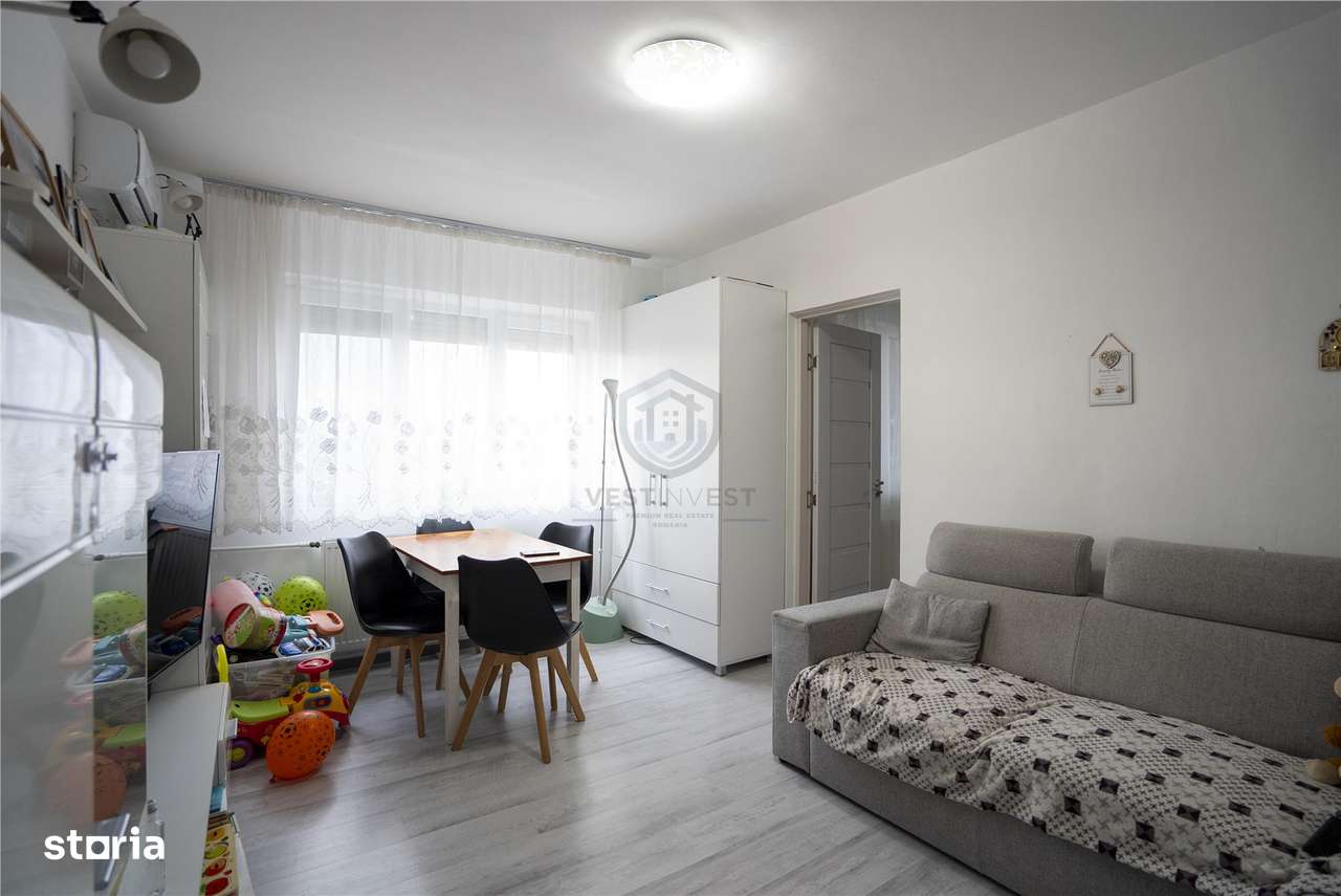 Apartament cu 2 camere complet renovat , Iosia-0