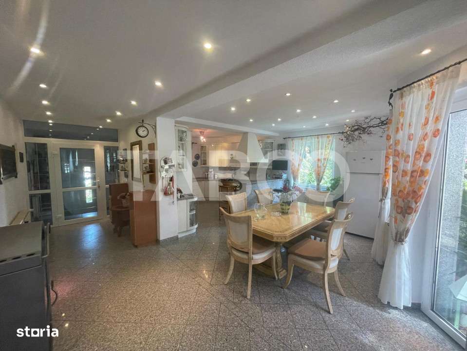 Vila singur in curte 453 mp utili si curte 528 mp in Avrig - Imagine principală: 5/19