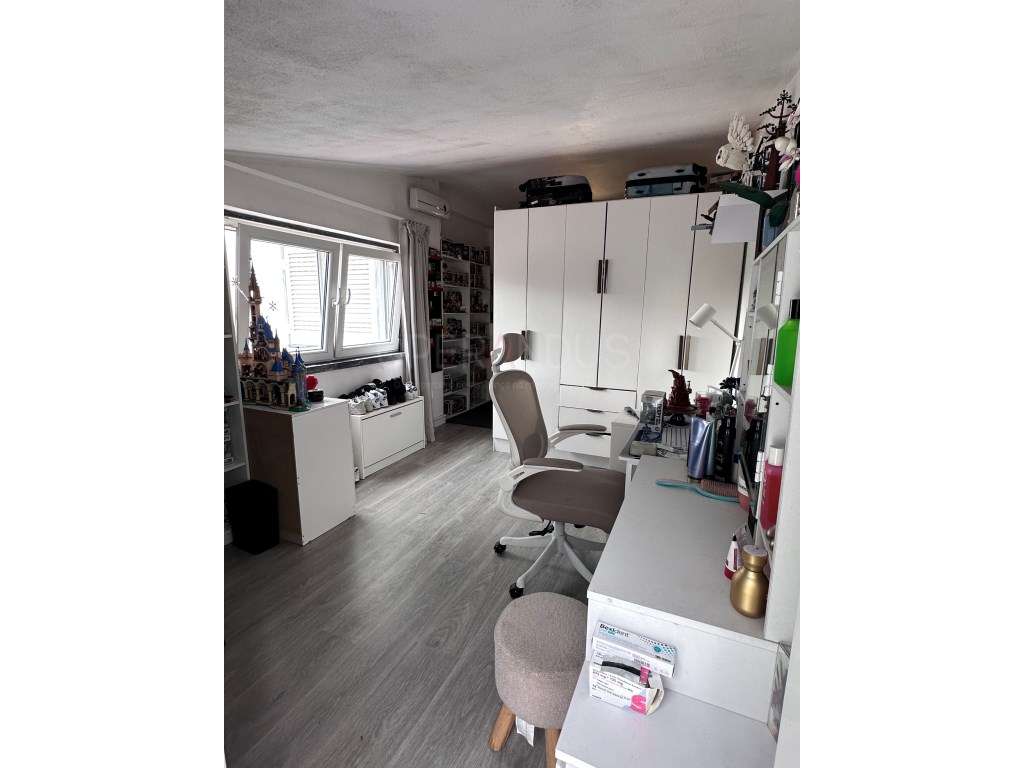 Moradia T3+1 - Cabriz- Sintra-22