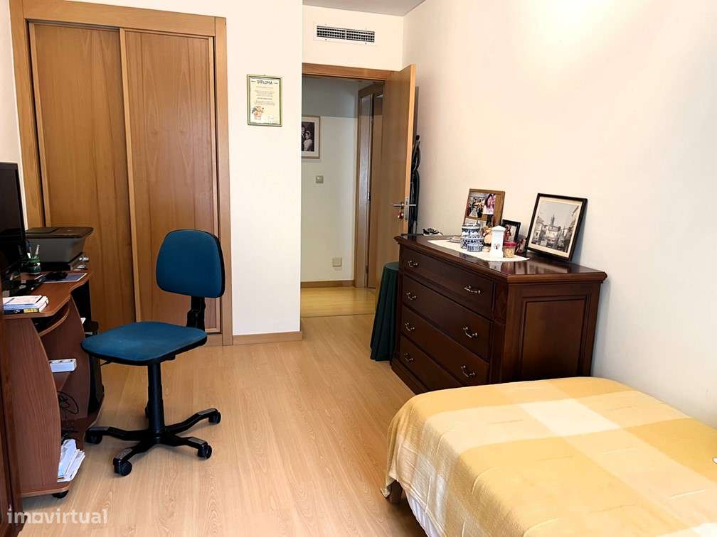 Excelente T2 Quinta do Conventinho / Stº Ant Cavaleiros-19