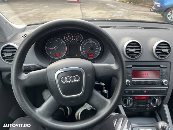 Audi A3 1.6 TDI Sportback DPF Ambition - 15