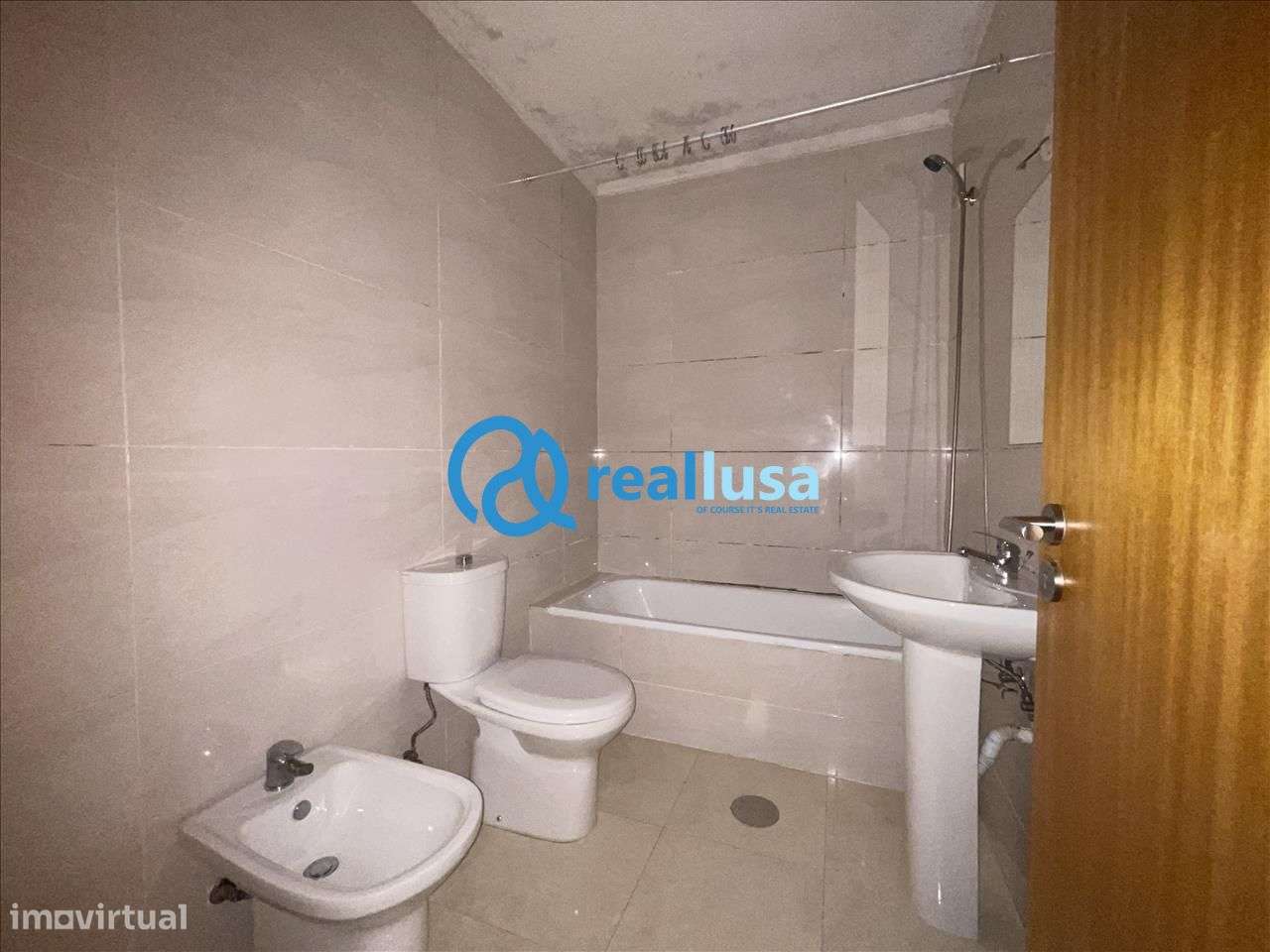 T3 c/ garagem Canelas Vila Nova de Gaia-8