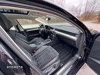 Volkswagen Passat Variant 2.0 TDI SCR DSG - 13