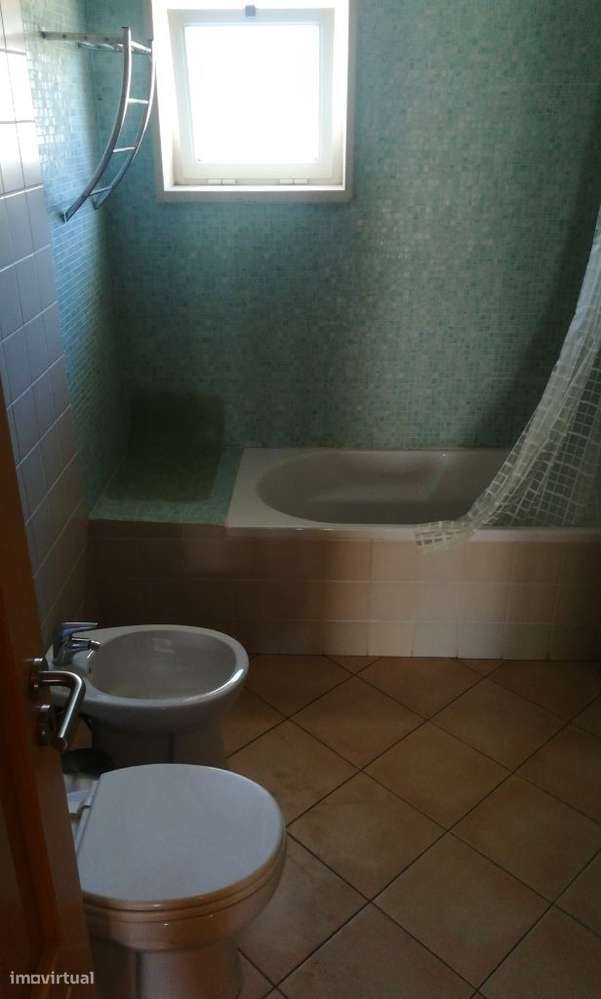 Fantástico apartamento T3, com boas áreas, Santa Luzia-13